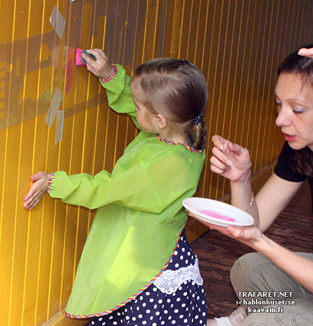 Le pochoir donne confiance aux enfants